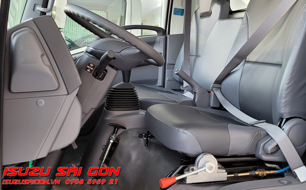 Xe Ben Isuzu 1T9 QKR 230 QLR77FE4 9